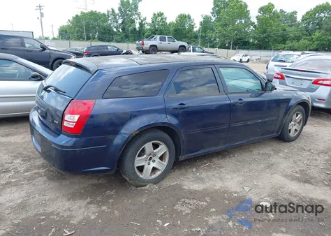 2005 Dodge Magnum из США, поврежденный, VIN 2D4FV48V15H555242